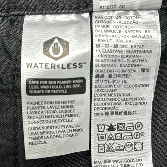 NWT Levi’s button fly - Picture 4 of 4